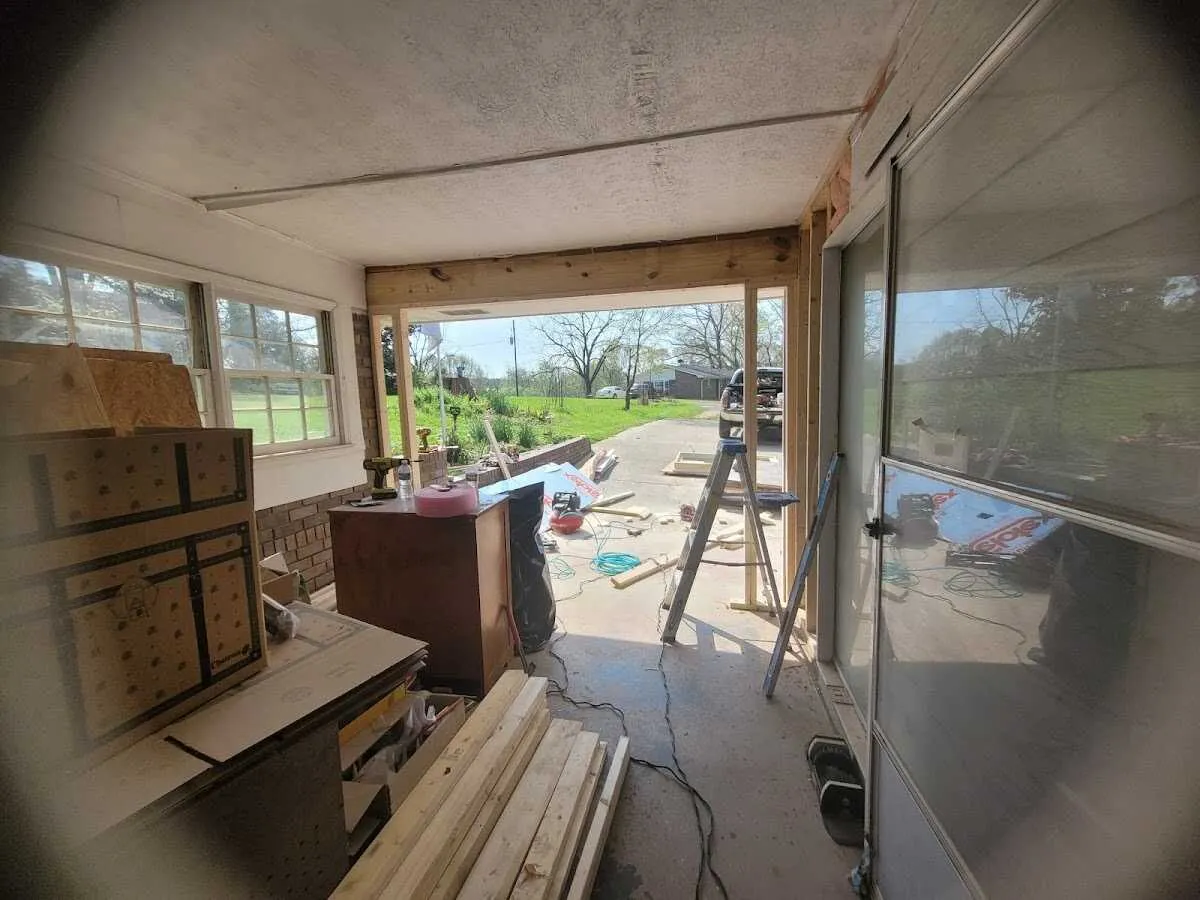 Air movers and dehumidifier for Drying & Dehumidification in New Garden